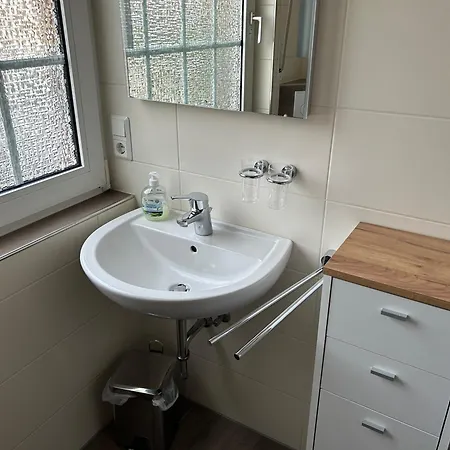 Norddeich: Gemuetliche Rueckzugsoase Fuer 2-4 Personen Apartament