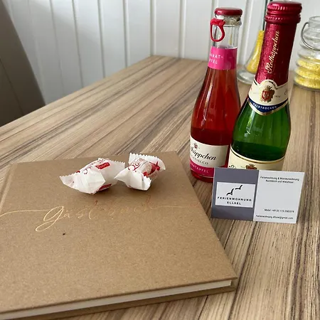 Norddeich: Gemuetliche Rueckzugsoase Fuer 2-4 Personen Lejlighed *