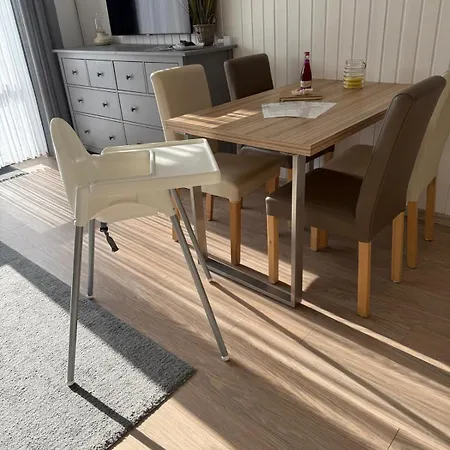 Norddeich: Gemuetliche Rueckzugsoase Fuer 2-4 Personen *